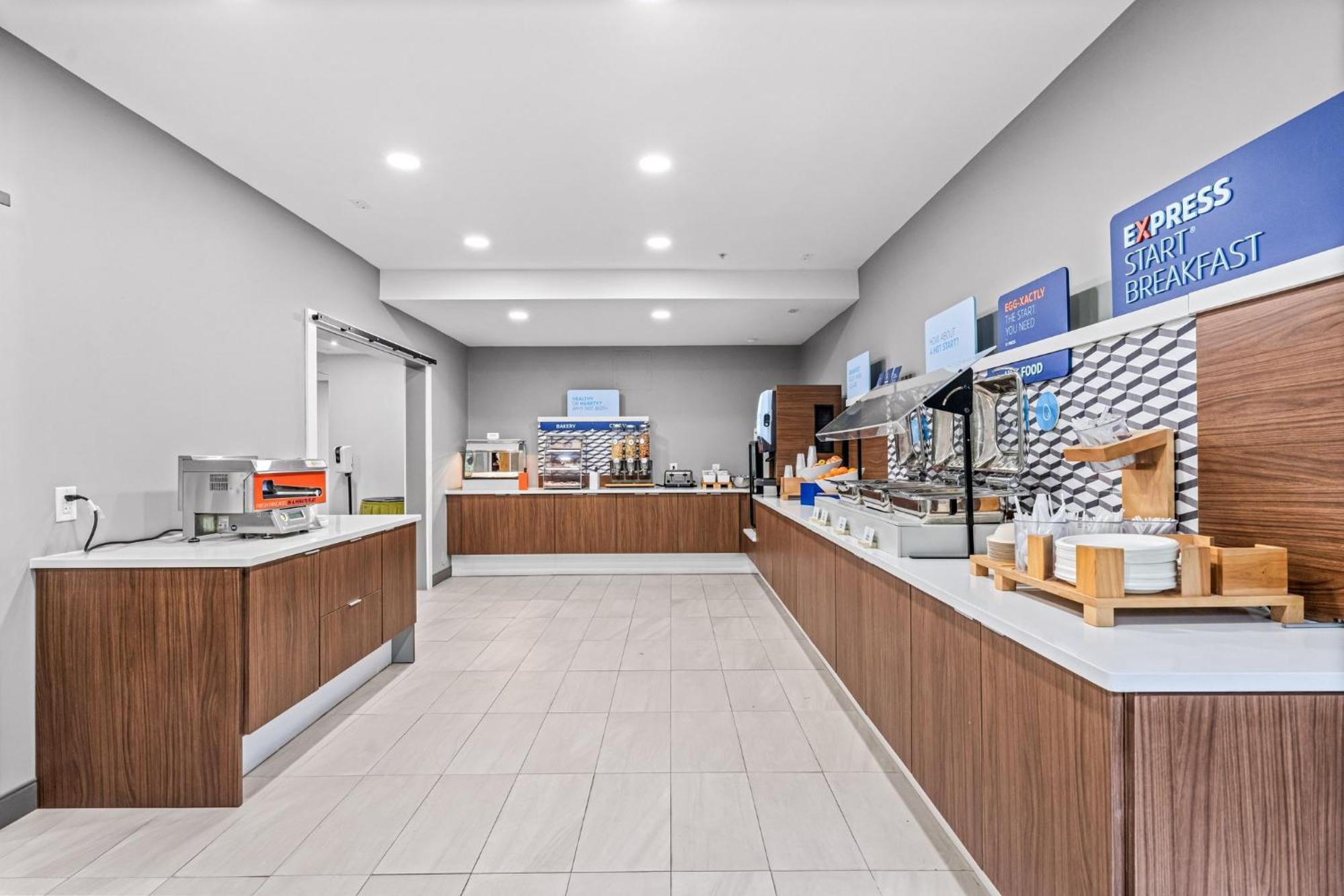 Holiday Inn Express & Suites Carneys Point - Pennsville By Ihg Kültér fotó